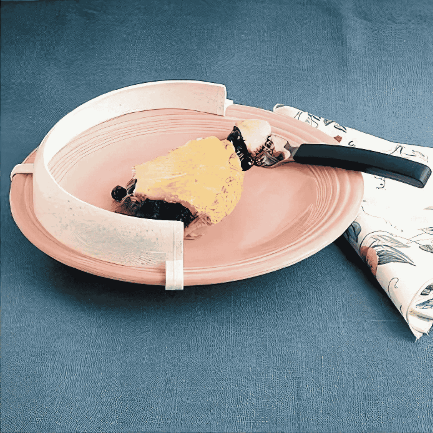 Clip-On Food Guard, White